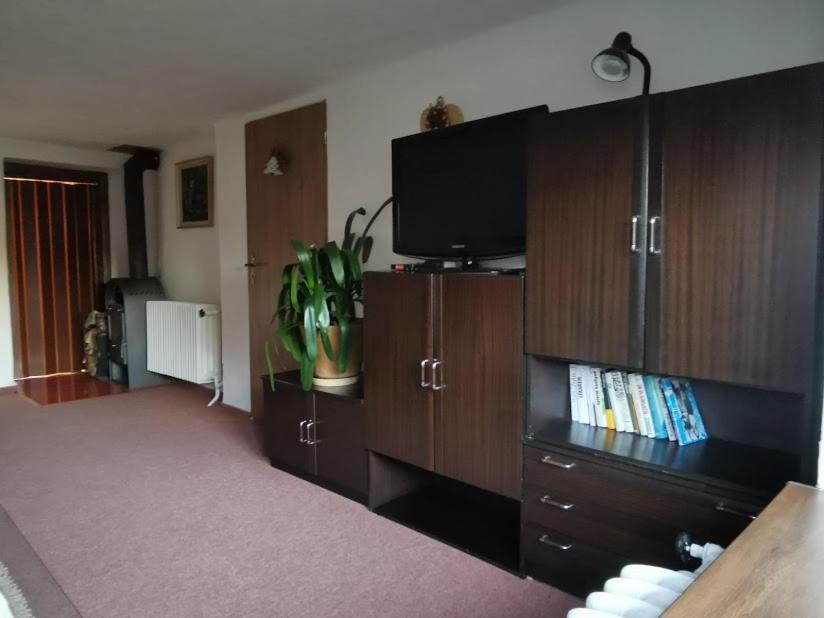 Dvougeneracni Dum Se Zahradou Apartman Vimperk Kültér fotó